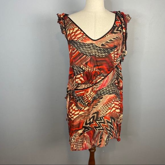 Cue Womens Size 12 Flared Dress Lettuce Hem - Picture 2 of 8